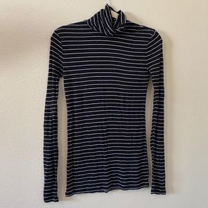 MOSSIMO — striped turtleneck